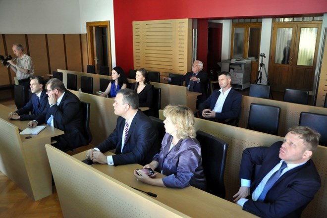 Novinarska konferenca novomeške občine ob obisku delegacije ruskega mesta Togliatti. Ruska delegacija.