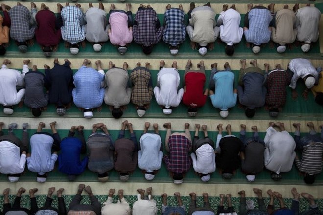 Vlada na Dunaju zaprla sedem mošej, kar je po besedah njenega podpredsednika “šele začetek”