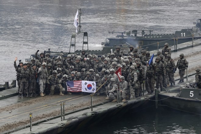 Pentagon prekinil priprave na skupno vojaško vajo z Južno Korejo