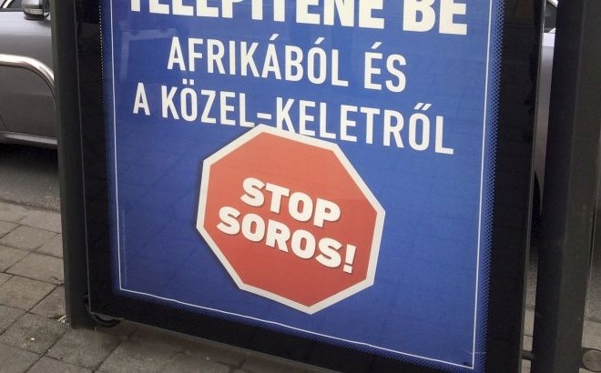 Madžarski parlament sprejel zakon Stop Soros: Do leto dni zapora za pomoč migrantom