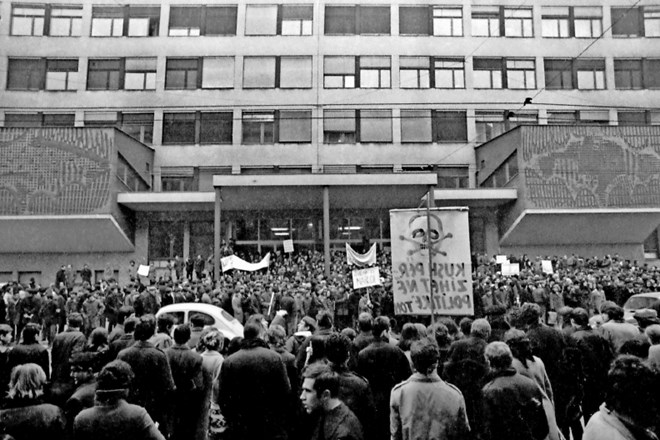 Študentski protesti pred filozofsko fakulteto, Ljubljana, pomlad 1971