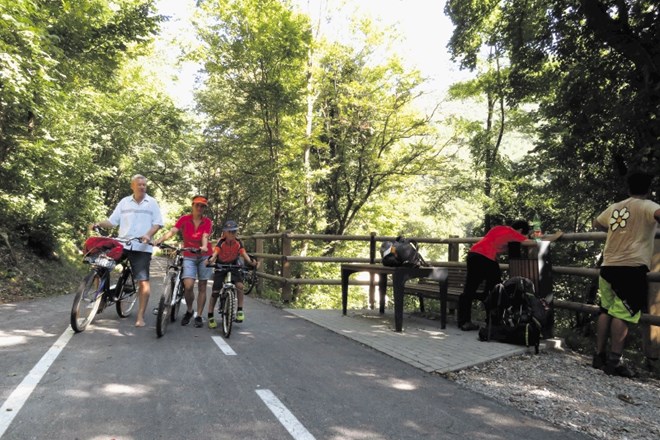 Izjemno obiskana kolesarska povezava Nova Gorica–Plave je doslej edina državna kolesarska infrastruktura na severnem...