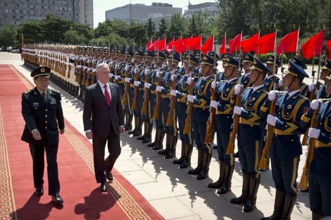 Mattis in Xi za ohranitev vojaškega sodelovanja ZDA in Kitajske
