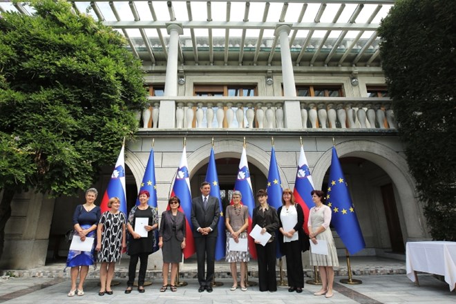 Borut Pahor je priredil sprejem ob vročitvi listin o častnem pokroviteljstvu ustanovam pobudnicam Nacionalnega meseca...