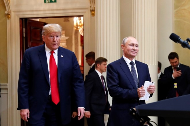 Trump brez vednosti sodelavcev povabil Putina v Belo hišo