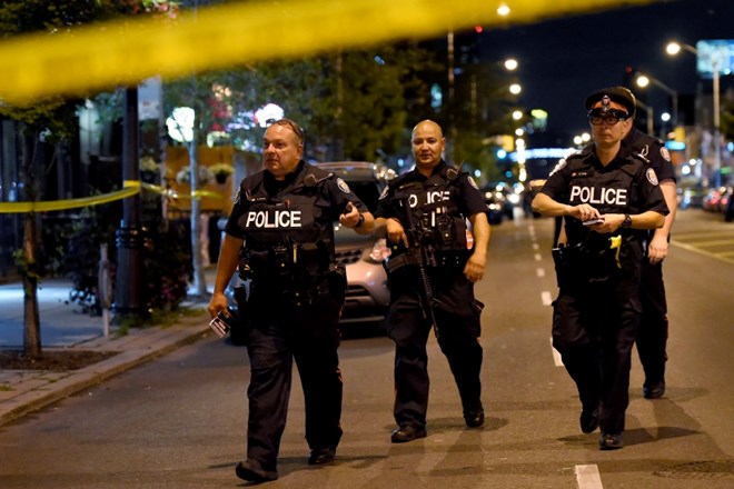 V streljanju v Torontu trije mrtvi, več ranjenih