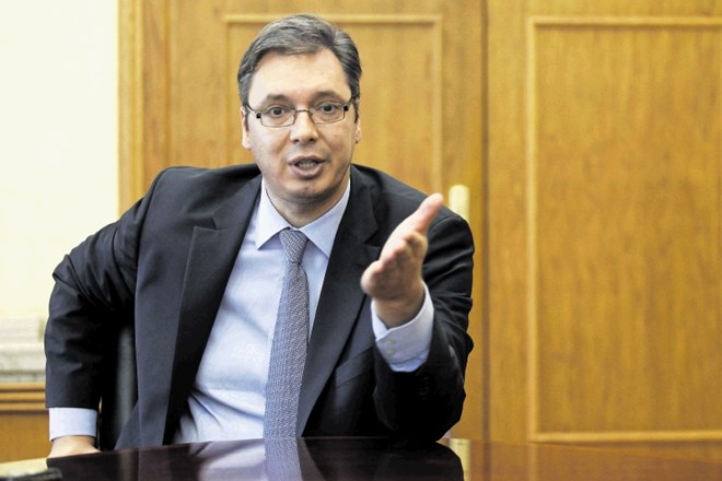 Srbski predsednik Aleksandar Vučić ni bil navdušen nad idejo vojaškega poletnega tabora za mladino.