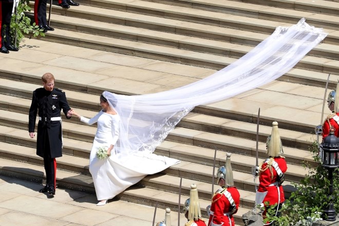 Poročna obleka vojvodinje sussekške bo postavljena na ogled
