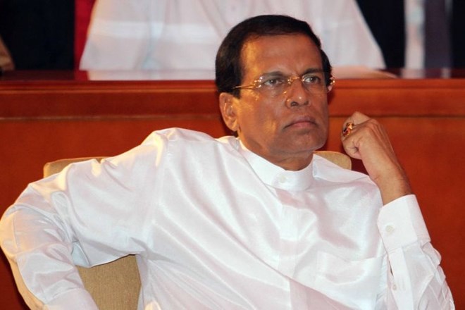 Šrilanškega predsednika je razburila ponudba oreščkov na letalu.