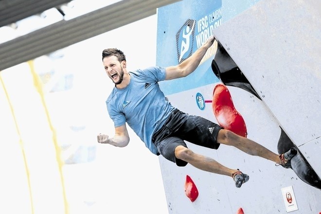 Vezonik Sloveniji priplezal 13. medaljo na SP v športnem plezanju 