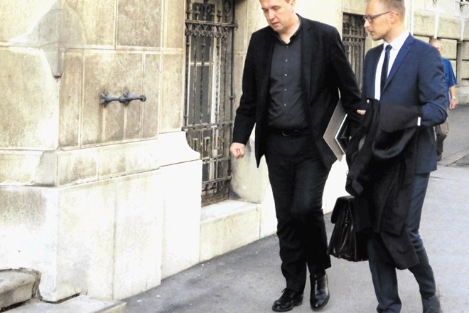 Po prepričanju tožilstva je Marko Kovačič (levo), najvplivnejši svetovalec mariborskega župana Andreja Fištravca, goljuf.
