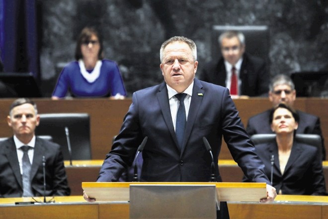 Gospodarski minister Zdravko Počivalšek je ponovil zagotovilo vlade, da bo iskala rešitve, ki bodo koristile tako...