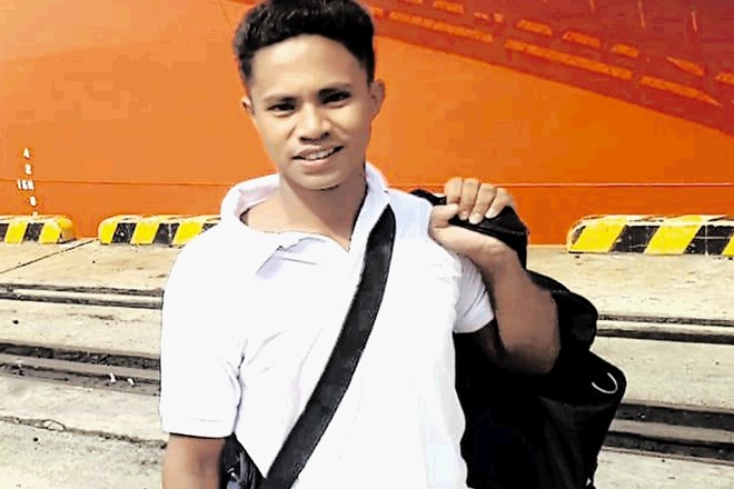 Aldi Novel Adilang, 19-letni Indonezijec,  je 49 dni preživel  izgubljen na morju.