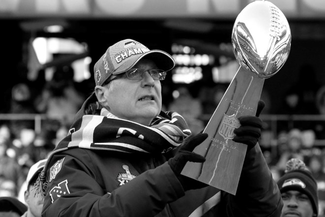 Allen je bil med drugim tudi lastnik NFL ekipe Seattle Seahawks, ki je leta 2014 osvojila super bowl.