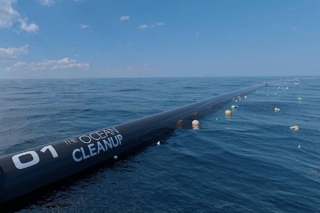 Sistem za čiščenje odpadkov uspešno namestili v Tihem oceanu 
