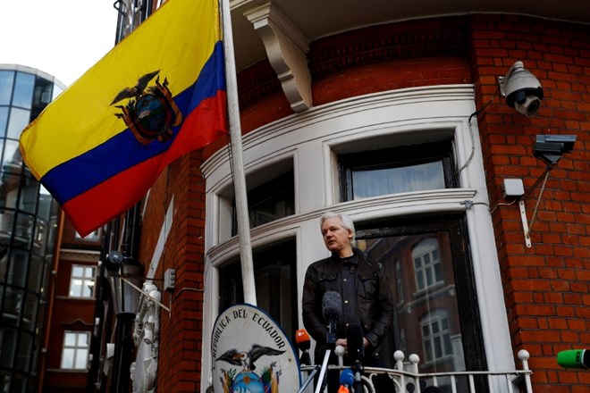Assange toži Ekvador zaradi kršenja temeljnih pravic