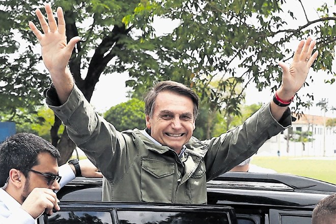 Z zmago Jaira Bolsonara na predsedniških volitvah je Brazilija naslednja država, kjer je slavil populizem. Bolsonaro je dal...