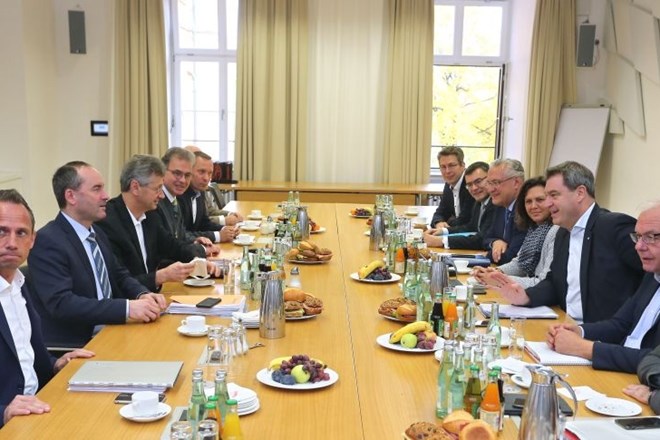 CSU in Svobodni volivci na Bavarskem dosegli dogovor o koaliciji
