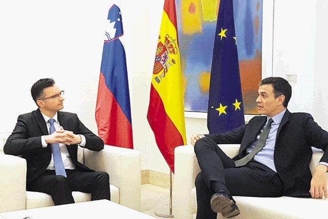 Pred vrhom ALDE se je slovenski premier Šarec ločeno sestal s španskim kolegom Sanchezom.