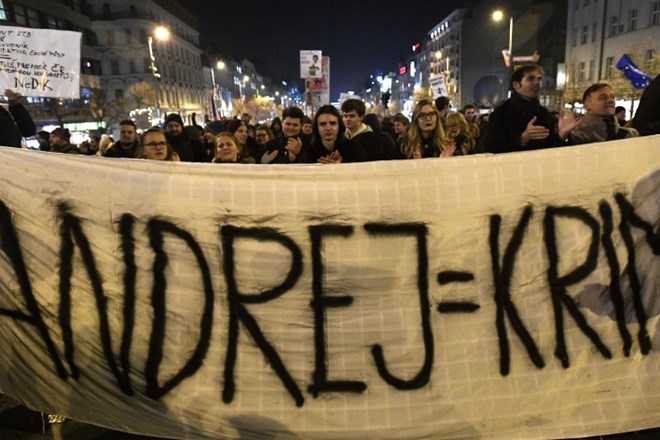 Na Češkem množične demonstracije proti premierju Babišu