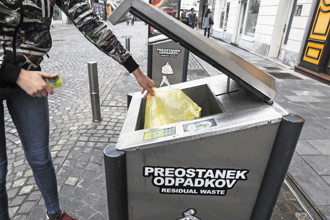 V Ljubljani je že 65 podzemnih zbiralnic odpadkov, v naslednjih treh letih naj bi jih uredili še 25.