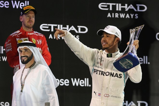 Hamilton se je poslovil z zmago, Alonso pa končal kariero z 11. mestom