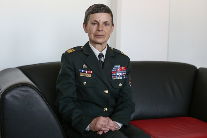 Po dosegljivih podatkih bo Slovenska vojska prva med članicami Nata, ki ji bo načelovala ženska.