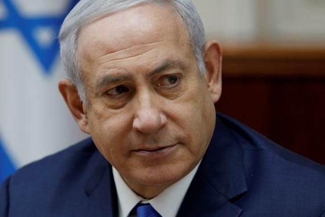 Izraelska policija zaradi korupcije predlaga obtožnico proti Netanjahuju