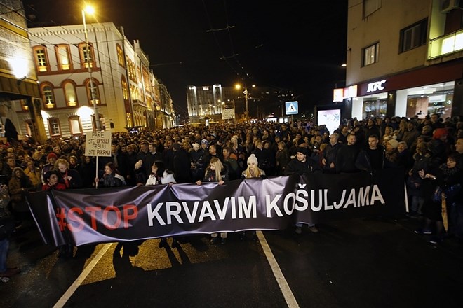 Proti nasilju in  proti Vučiću