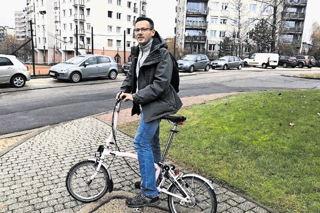 Grzegorz Mikrut je kot zaprisežen kolesar in član lokalnega kolesarskega društva postal kolesarski župan Katovic.