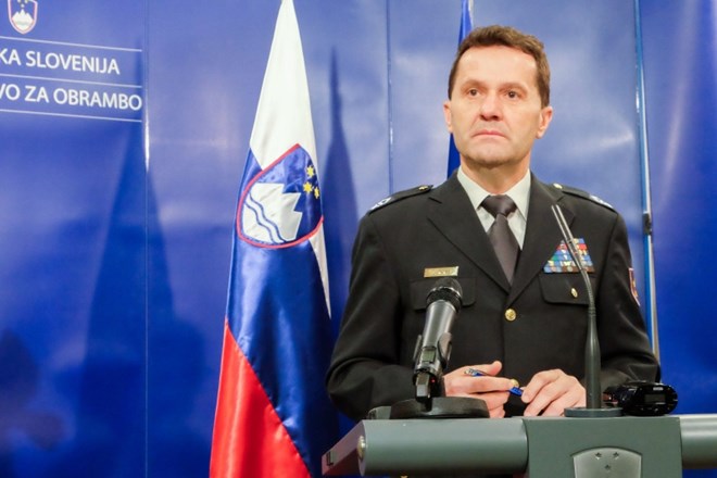 Simon Korez, tiskovni predstavnik Slovenske vojske (na fotografiji): Slovenska vojska  vodi disciplinski postopek, v katerem...