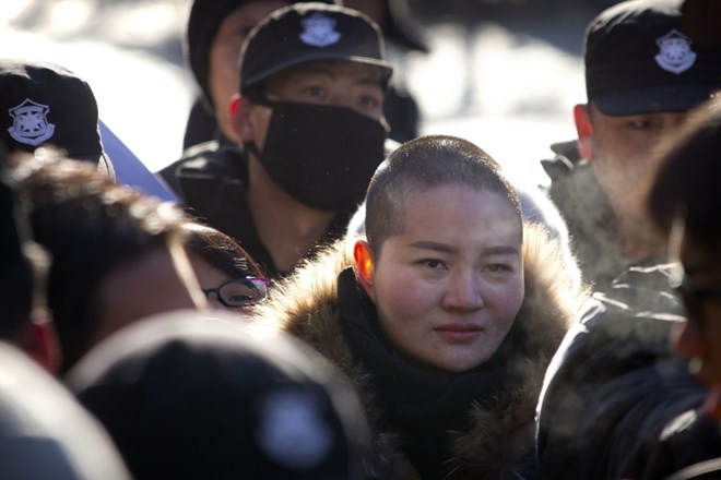 Soprogi kitajskega zagovornika človekovih pravic onemogočili vložitev peticije