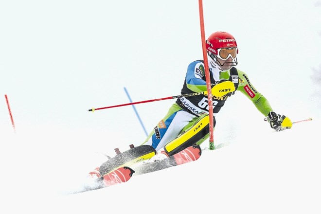 Žan Kranjec je v Madonni di Campiglio z enajstim mestom dokazal, da se vse bolje znajde na slalomskih smučeh.