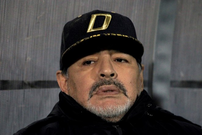 Maradona v bolnišnici zaradi notranjih krvavitev