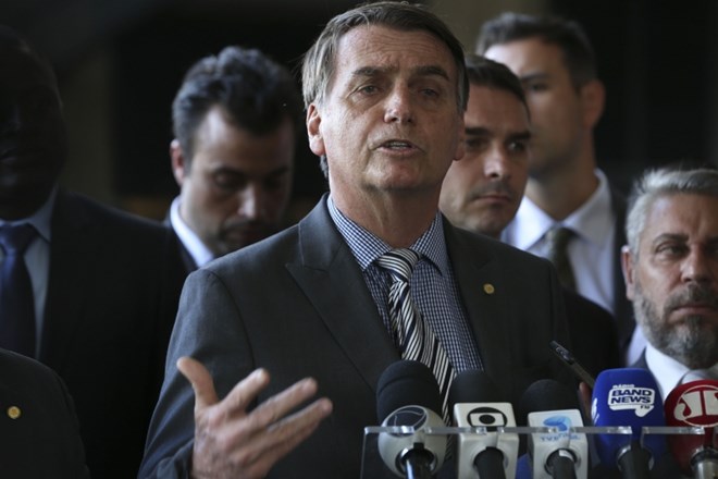 63-letni Bolsonaro je predsedniške volitve dobil predvsem z obljubo boja proti močno razširjenemu nasilju v državi.