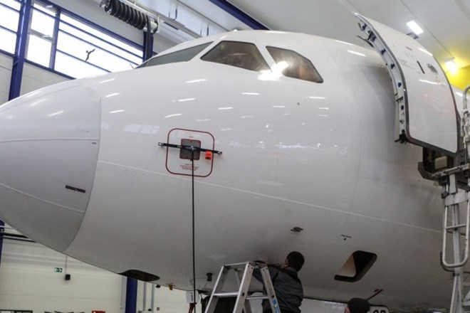 Adria Tehnika je z evropskim proizvajalcem letal Airbus podpisala pogodbo o dolgoročnem sodelovanju.