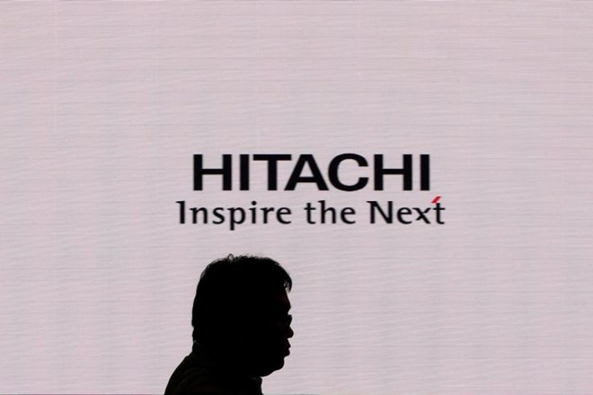 Japonski Hitachi je sporočil, da bo zamrznil gradnjo jedrske elektrarne v britanskem Walesu.