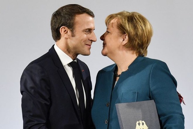 Francija in Nemčija sta se danes spet zavezali k temu, da si bosta v vseh pogledih blizu.
