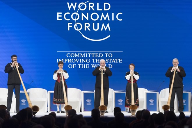 Ob odprtju Svetovnega gospodarskega foruma pozivi k mednarodnemu sodelovanju