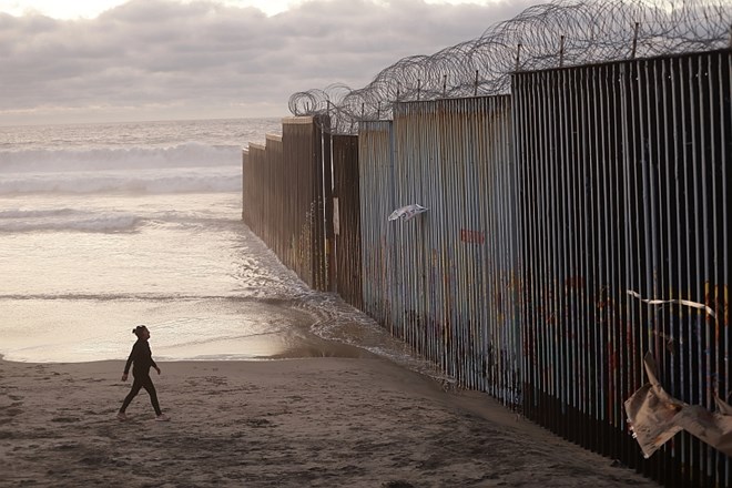 Izseljeni Mehičani lani domov nakazali rekordnih 33,5 milijarde dolarjev