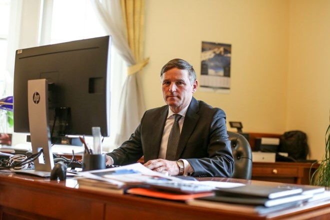 Andrej Bertoncelj, podpredsednik vlade in minister za finance.