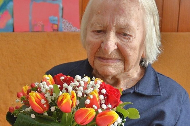 106 let stara Fanika Raček