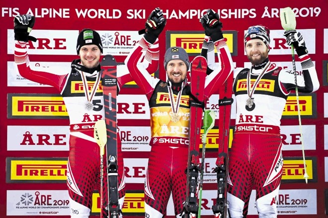Svetovni slalomski prvak Marcel Hirscher (v sredini), podprvak Michael Matt (levo) in Marco Schwarz (desno) so zadnji dan SP...