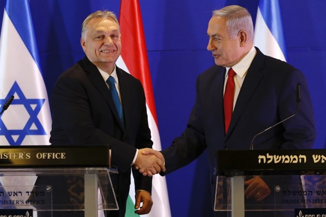Viktor Orban na levi in Benjamin Netanjahu na desni
