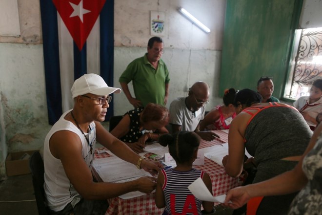 Kubanci podprli novo ustavo, ki utrjuje vlogo socializma