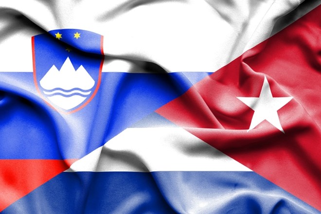 Odpiranje tretjih trgov: slovenska podjetja na strokovnem gospodarskem forumu v Havani   