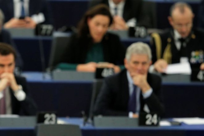 Evropski parlament za dodatne sankcije proti Rusiji