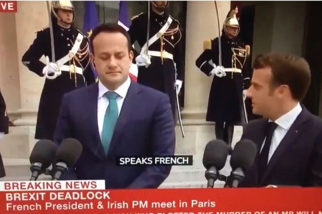 Britanska televizija BBC predvajala neposreden prenos in prevajala govor francoskega predsednika Emmanuela Macrona.