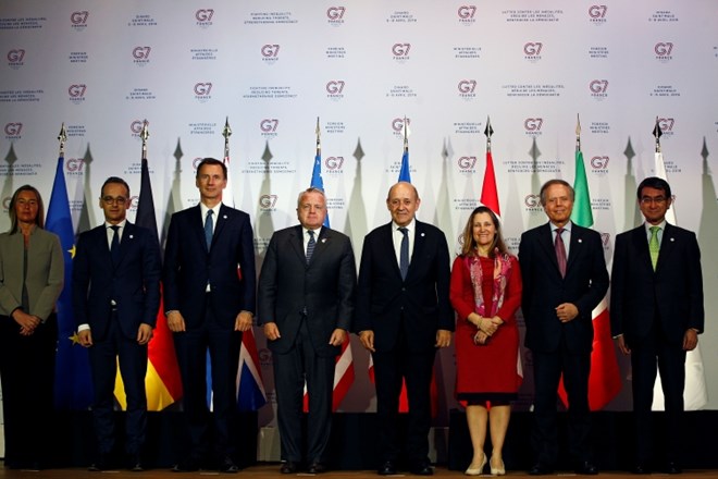 G7 uvodoma o spletnih grožnjah demokraciji 