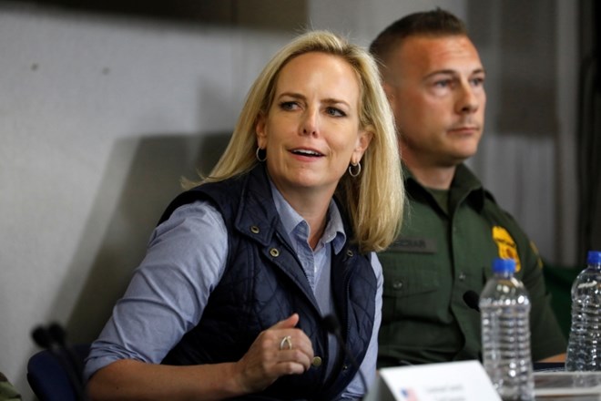 Ameriška ministrica za domovinsko varnost Kirstjen Nielsen, pristojna za politiko na meji, je odstopila.